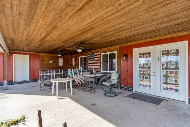 view of patio / terrace featuring ceiling fan