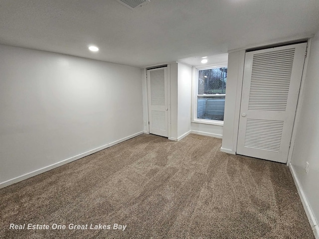 unfurnished bedroom featuring carpet floors