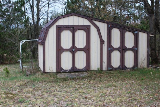 view of outdoor structure