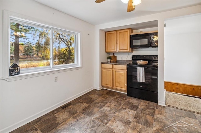 kitchen featuring black appliances and ceiling fan