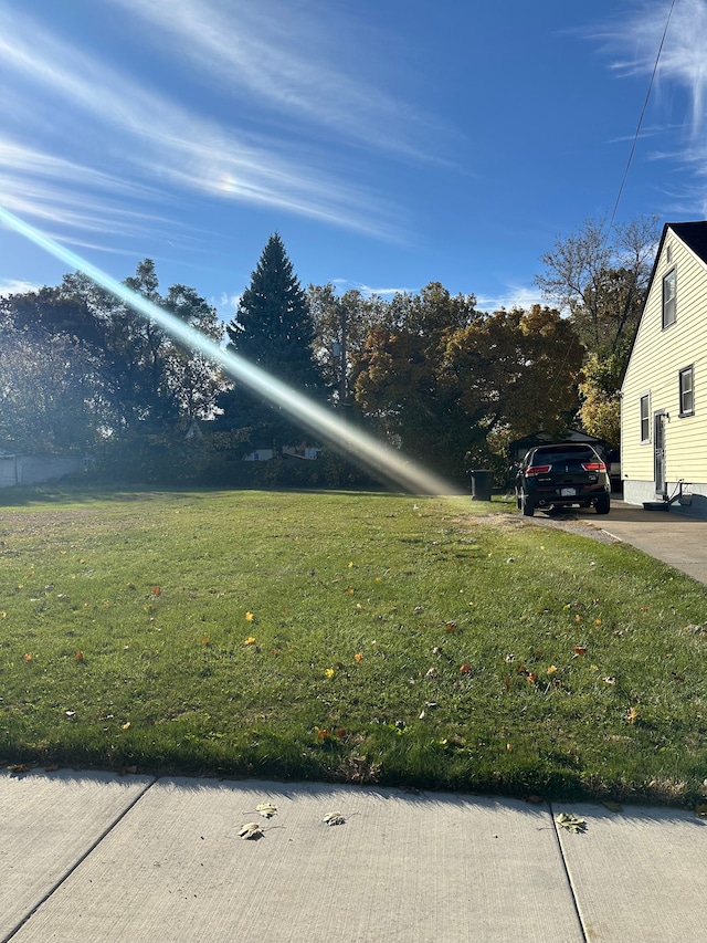 Listing photo 3 for 7317 Memorial Ave, Detroit MI 48228