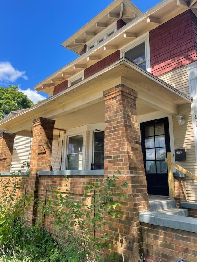 view of home's exterior