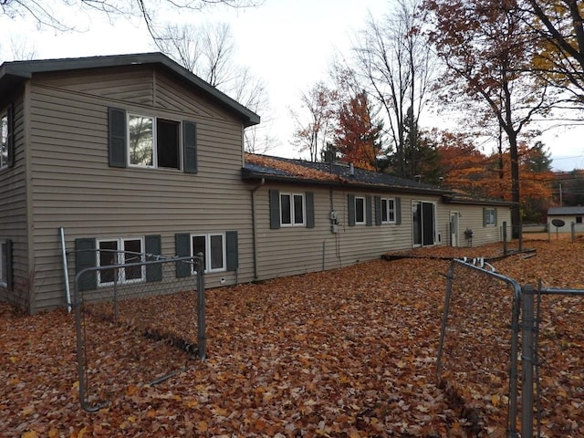 view of side of property