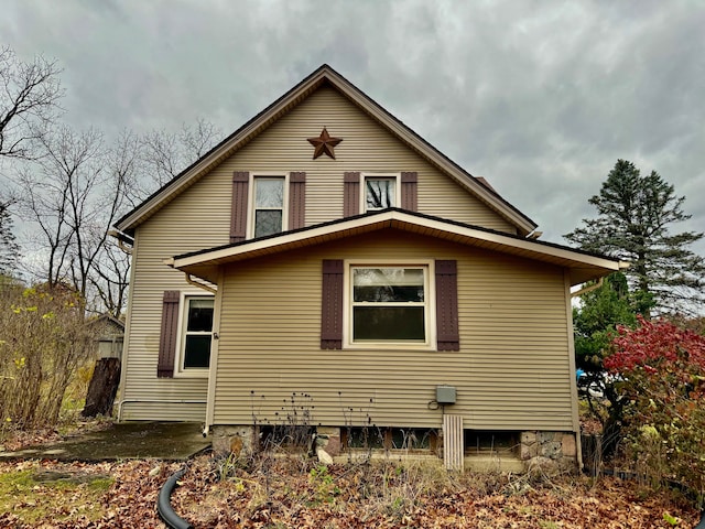 view of home's exterior