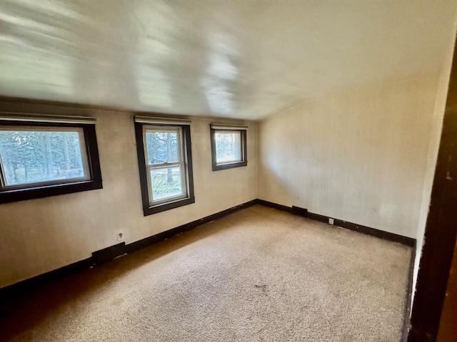 empty room featuring carpet