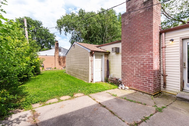 view of yard with a patio area