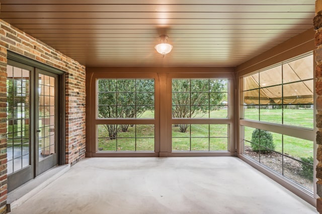 view of unfurnished sunroom