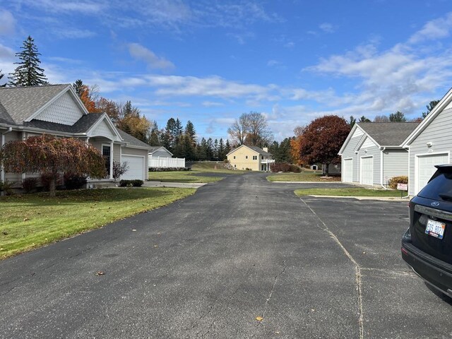 2819 W Shore Dr, Central Lake, MI 49622