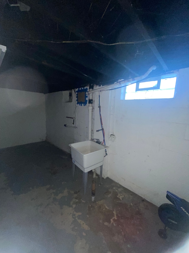 basement featuring sink