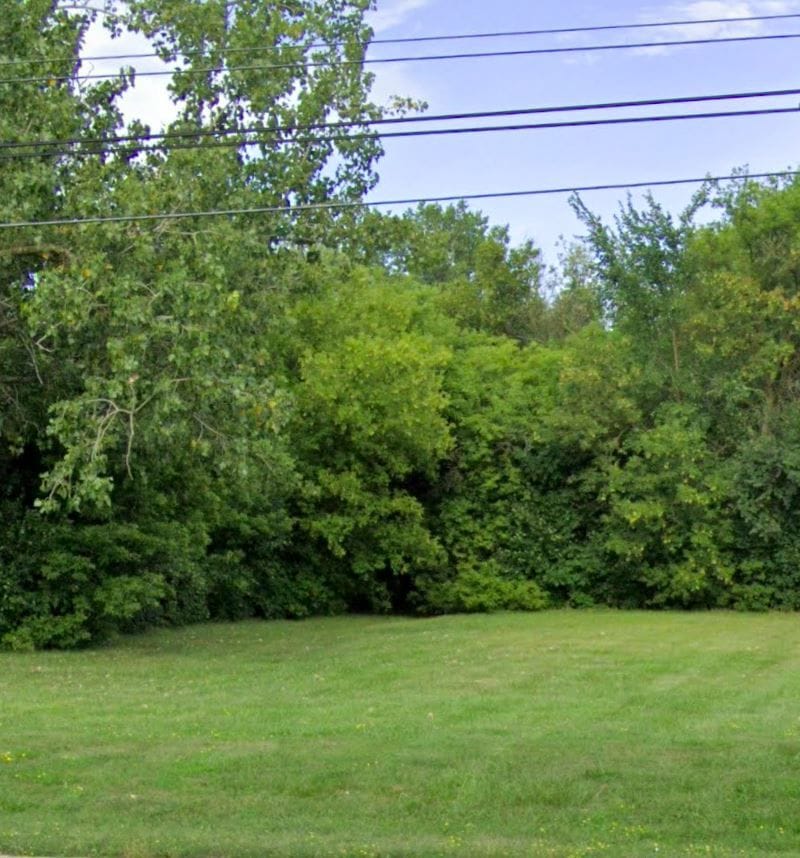 39588 Dequindre Rd, Sterling Heights, MI 48310 - photo 1