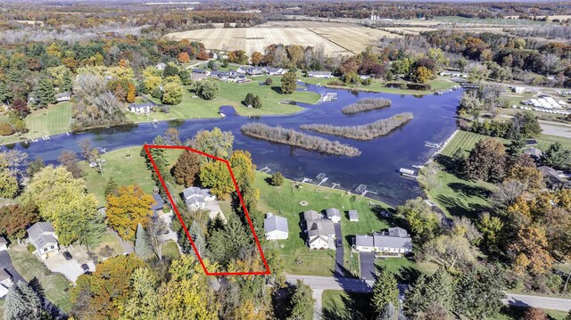190 Steves Scenic Dr, Horton, MI 49246 - aerial overview of property's location with property parcel outlined and a large body of water