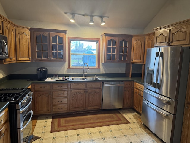 382 W Russell Dr, Coldwater, MI 49036 - photo 8