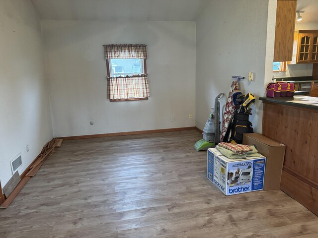 382 W Russell Dr, Coldwater, MI 49036 - photo 9