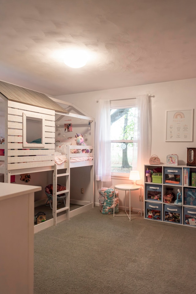 bedroom with carpet flooring