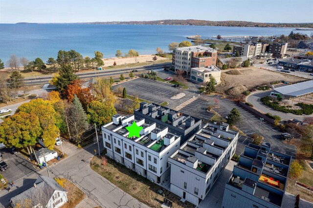 208 Gillis St, Traverse City, MI 49684 - bird's eye view of a nearby body of water