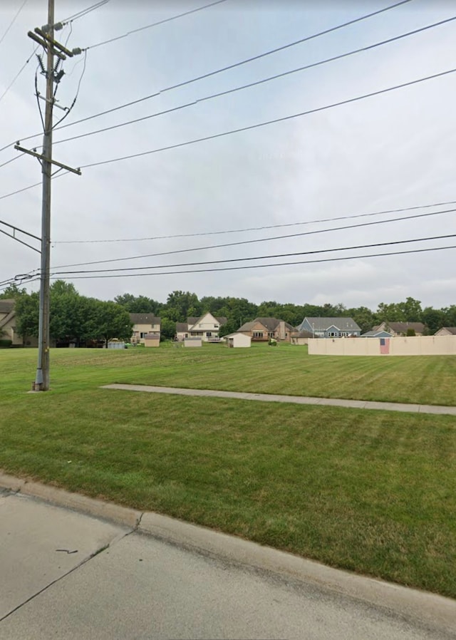 31694 Olmstead Rd, Rockwood, MI 48173