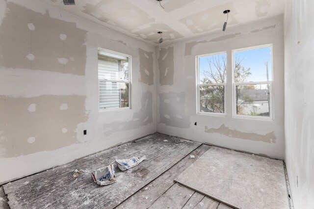 5393 Seebaldt St, Detroit, MI 48204 - unfurnished room with healthy amount of natural light