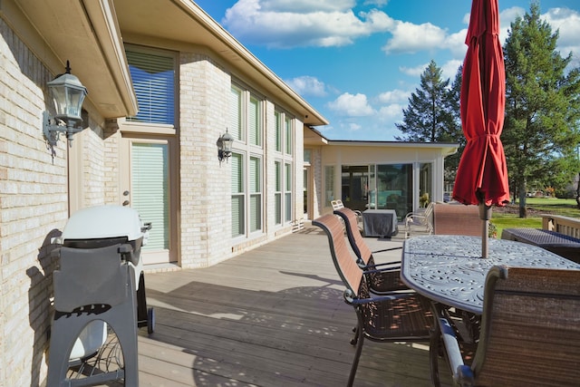 deck with grilling area