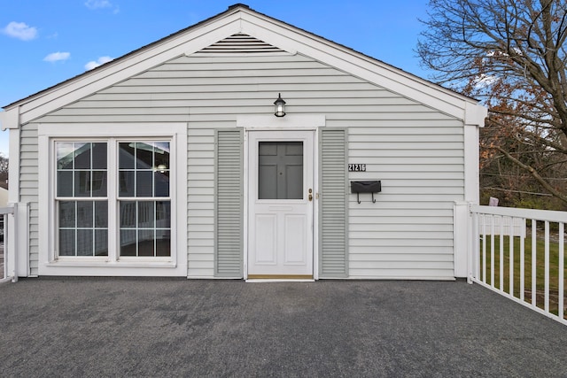 view of outbuilding