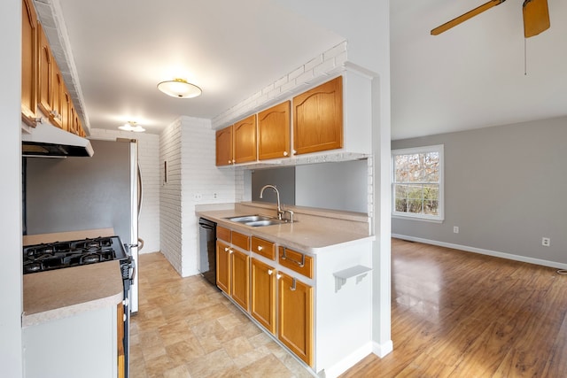 kitchen with ceiling fan, dishwasher, sink, light hardwood / wood-style floors, and white gas range oven