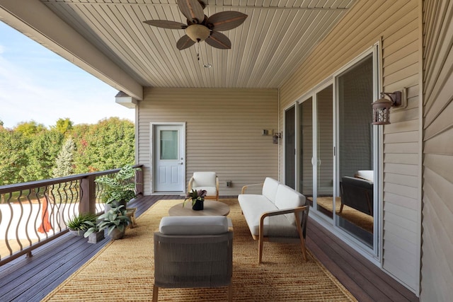 deck with ceiling fan