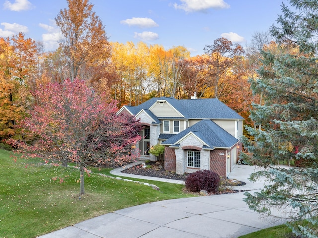 view of front of property with a front lawn