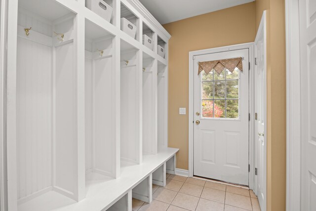 mudroom featuring light tile patterned floors