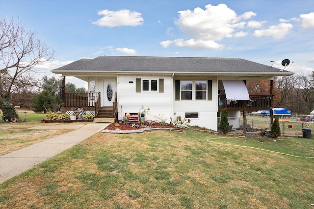 view of front of home with a front yard