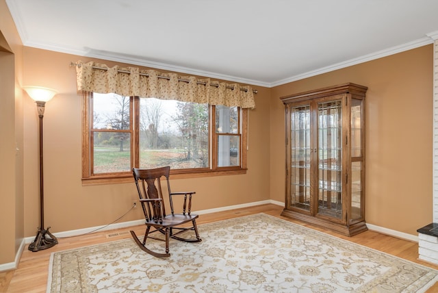 unfurnished room with crown molding and hardwood / wood-style floors