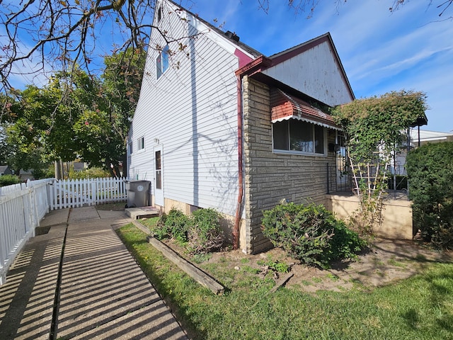 view of property exterior