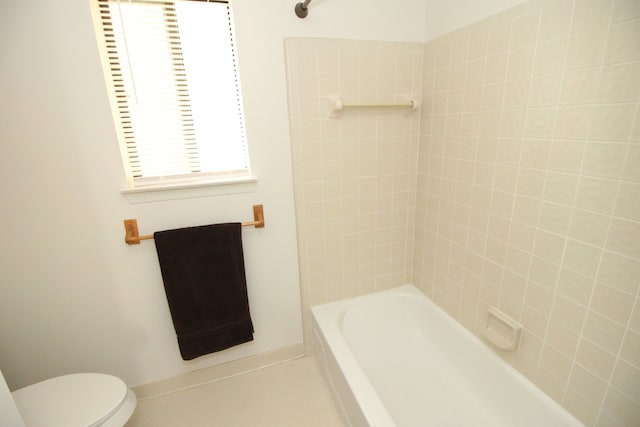40831 Highpointe Dr, Clinton Township, MI 48038 - full bath with toilet, tile patterned floors, tub / shower combination, and baseboards