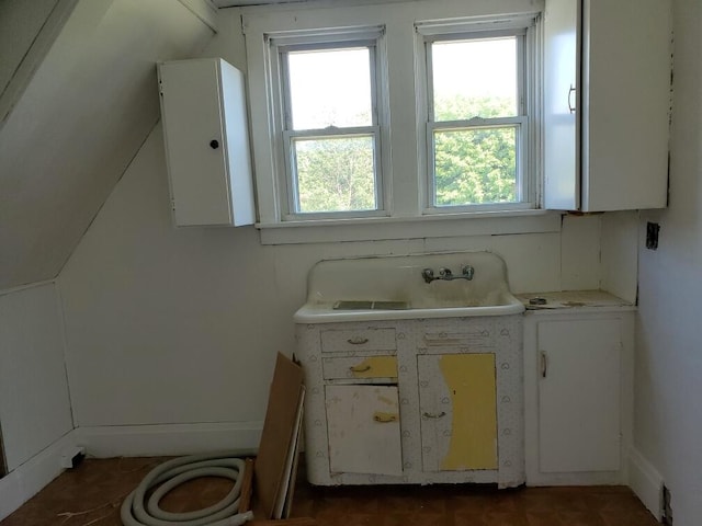 409 N Nottawa St, Sturgis, MI 49091 - bathroom featuring a sink