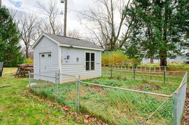 view of outbuilding