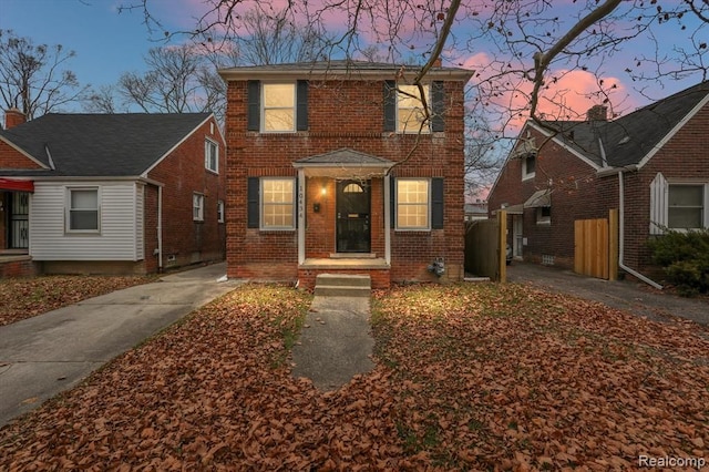 view of front property