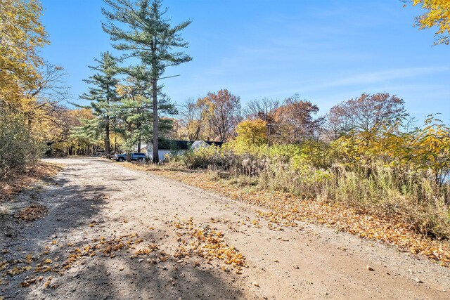 5966 Silverbirch Rd, Ortonville, MI 48462