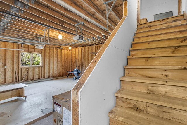 10560 Plaza Ct, Jerome, MI 49249 - below grade area with stairway
