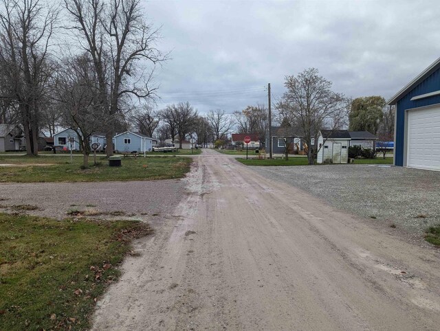 5307 Apple Ave, Standish, MI 48659 - photo 3