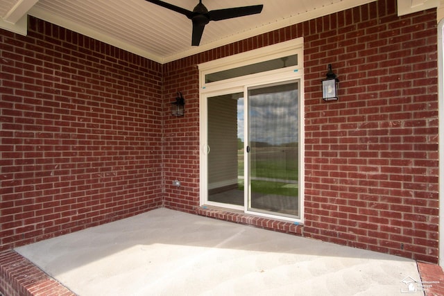 view of patio with ceiling fan