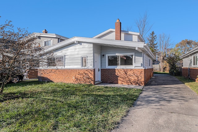 exterior space with a front yard