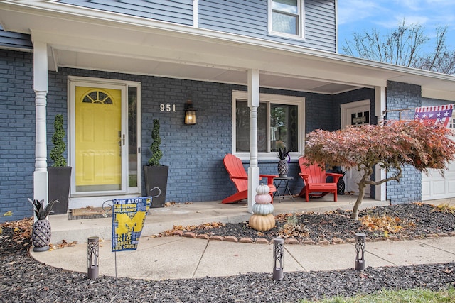 property entrance with a porch