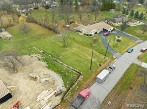 0000 Runnymede St, Farmington Hills, MI 48334 - photo 2