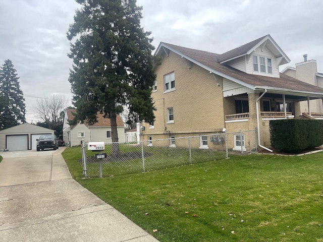 view of side of property with a lawn