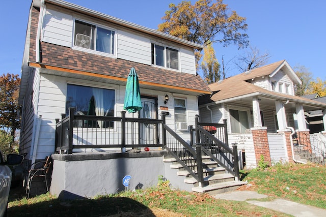 view of front of house featuring covered porch