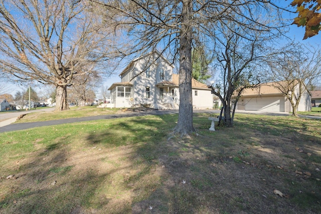 view of front of home with a front yard