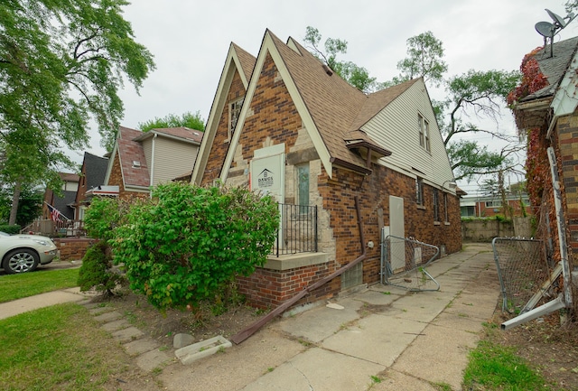 view of home's exterior