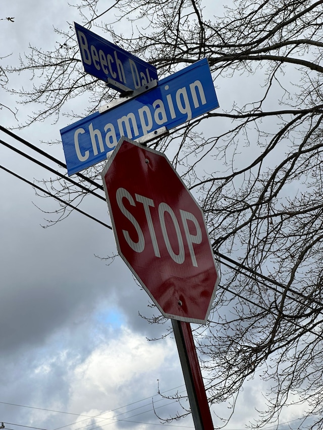 25741 Champaign St, Taylor, MI 48180 - exterior view