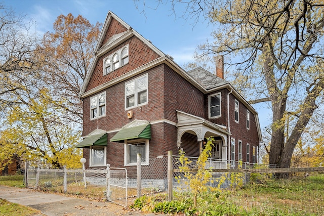 view of front of property