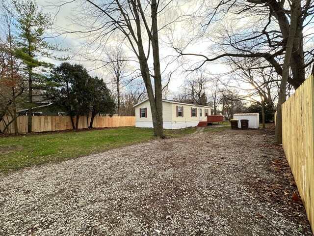 206 Crane St, Union City, MI 49094 - view of yard featuring gravel driveway