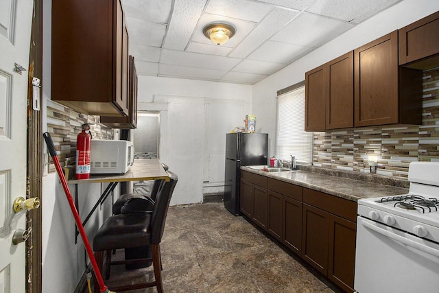 17 Tennyson Ave, Battle Creek, MI 49015 - photo 8