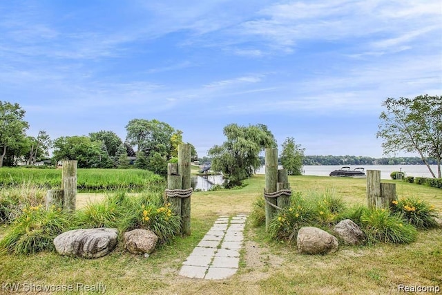 view of yard with a water view